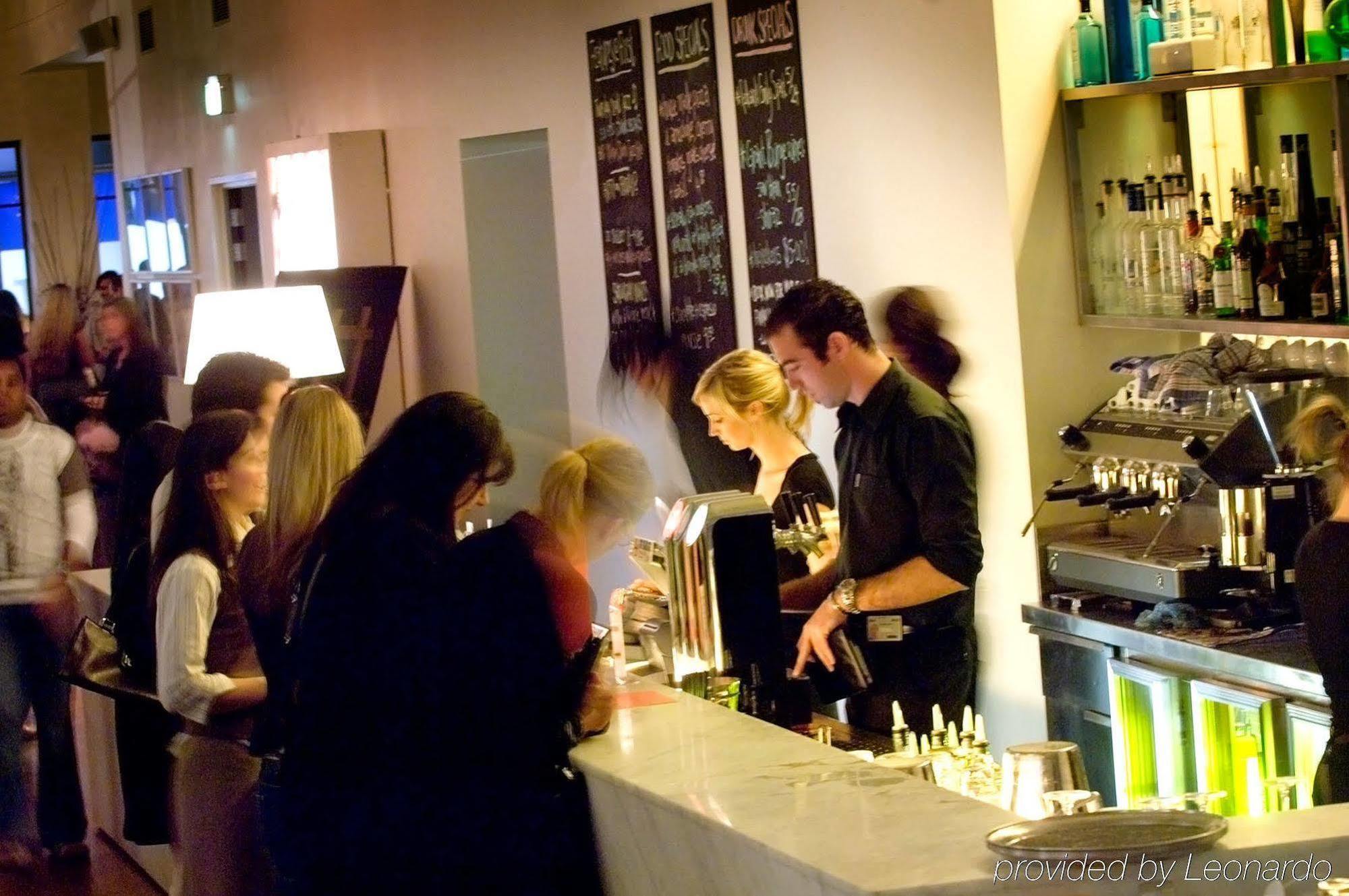 The Richmond Hotel - Adelaide Bagian luar foto